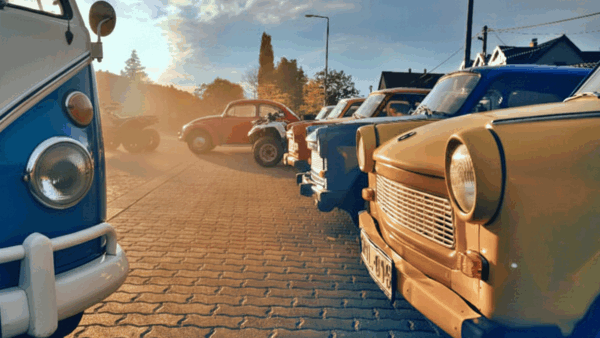 Berlin Driving Experience: Trabants, VW Oldtimer, Quads und andere Fahrzeuge