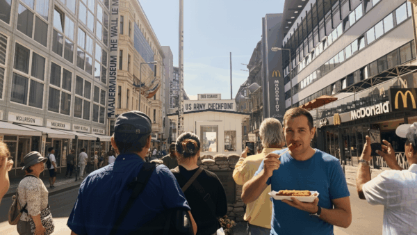 Die Currywurst & der Kalte Krieg